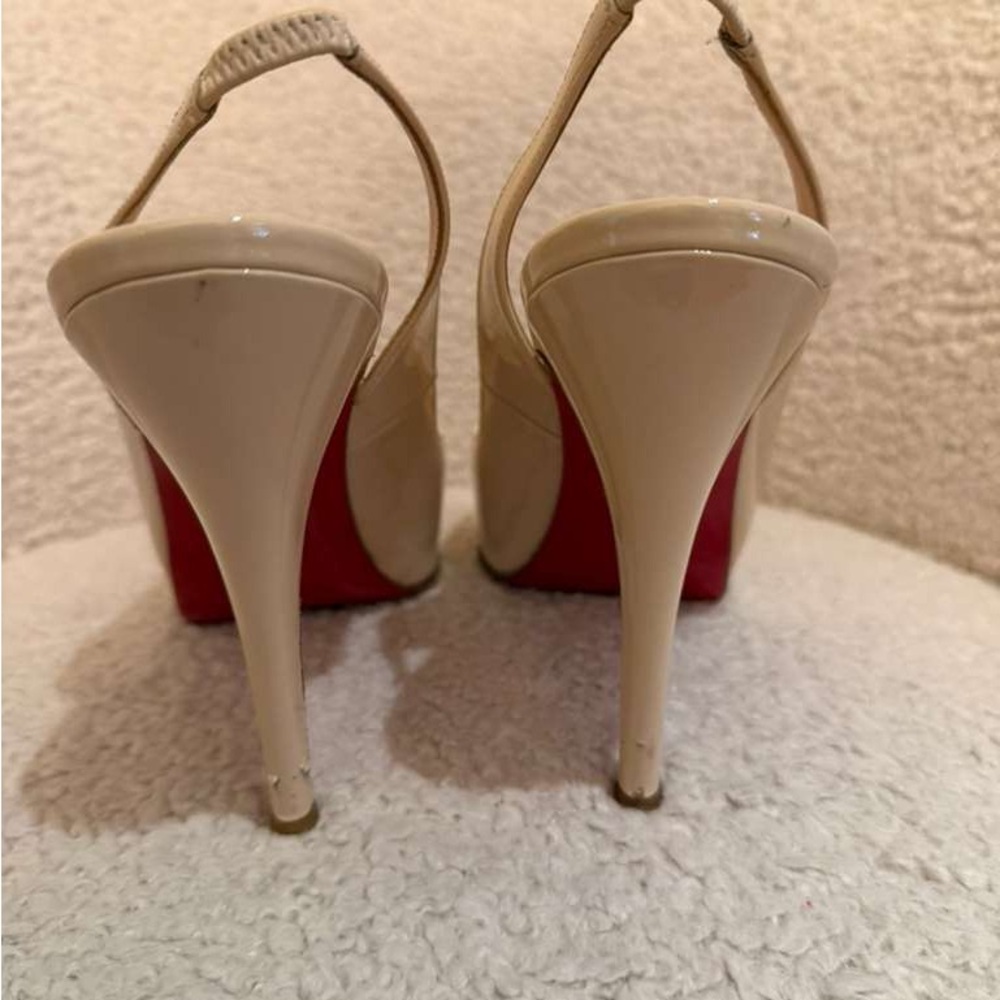 Christian Louboutin Nude Peep-Toe Slingbacks - Picture 3 of 5